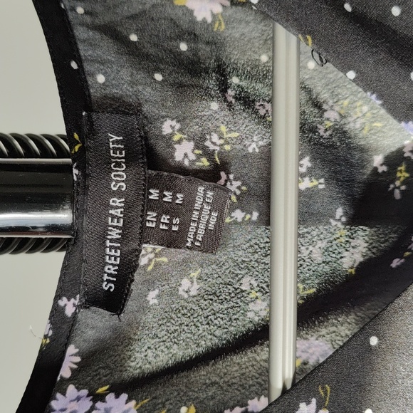 BNWT Peplum top - Picture 5 of 8